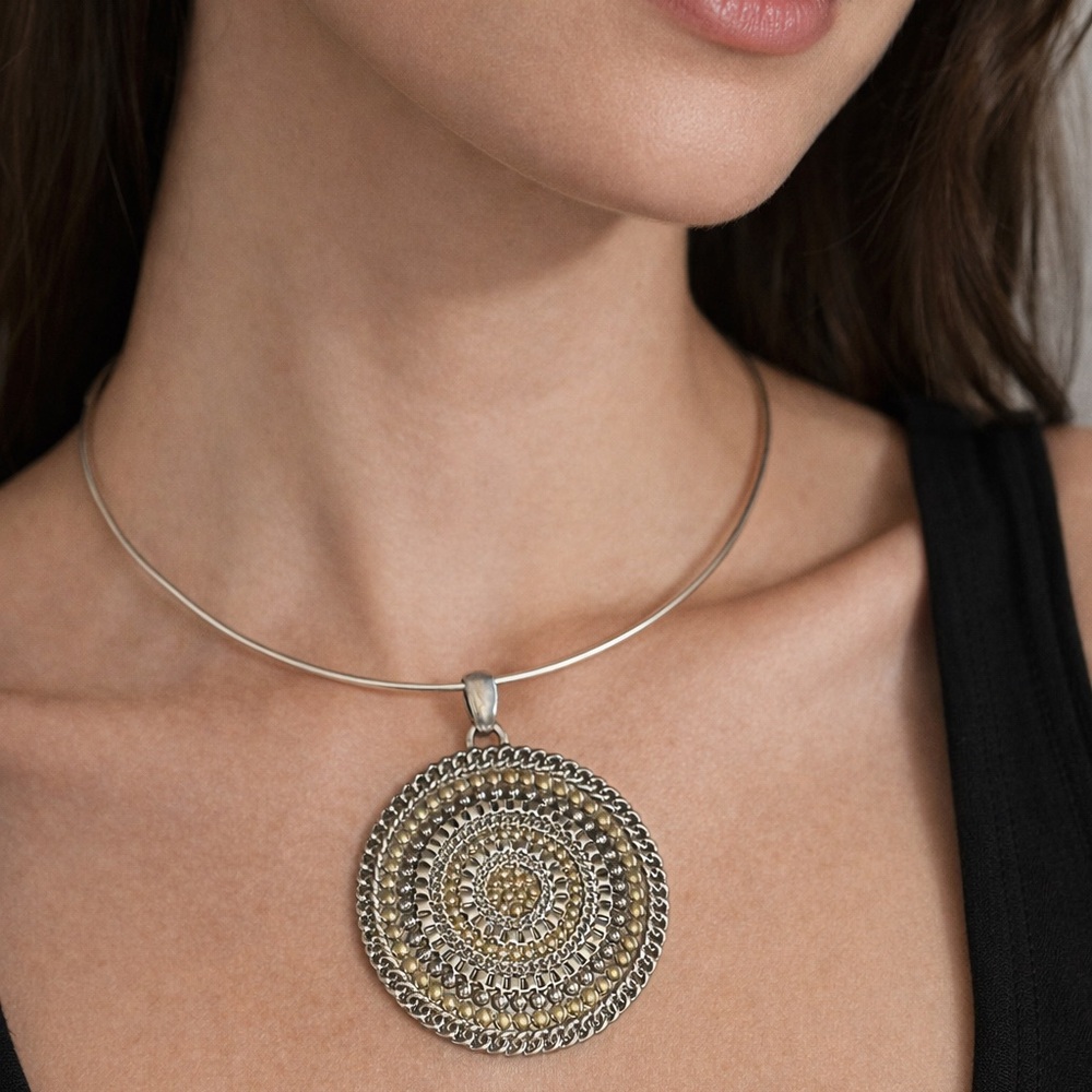 Elegant Silver and Gold Pendant Necklace